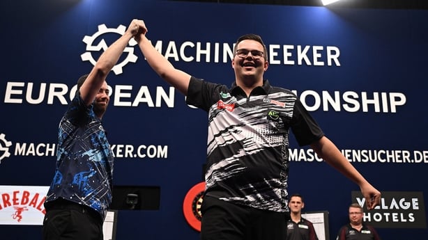 Luke Humphries and winner Gian van Veen